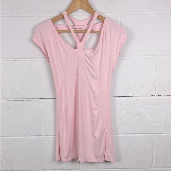 Nike women’s cutout pink lightweight training dress NWT - Picture 1 of 5